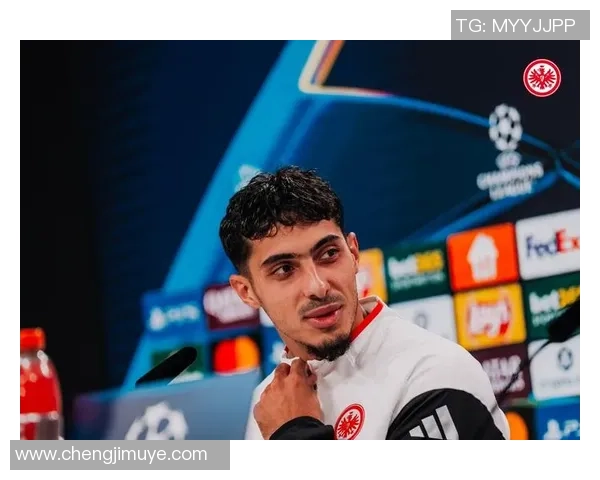 永潮足球明星卡引领球迷热潮助力年轻球员梦想成真